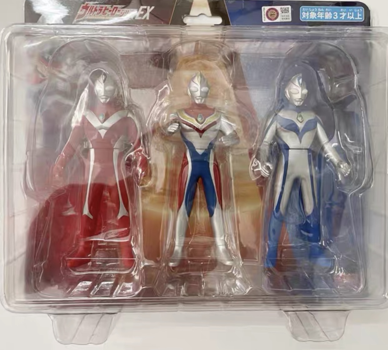 奧特曼怪獸軟膠系列 EX 戴拿奧特曼 25週年紀念套裝 159元（HUM-72356）