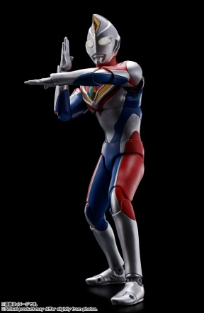 S.H.Figuarts（真骨雕制法）戴拿奥特曼闪耀形态9000日元(HUM-69330)
