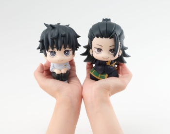 MegaHouse限定 抬头望 咒术回战 乙骨忧太&夏油杰 套装6360日元(HMG-83284)
