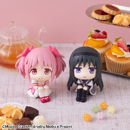 MegaHouse限定 抬头望 魔法少女小圆 鹿目圆&晓美焰 套装9100日元(HMG-851216)